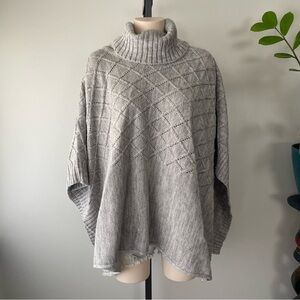 Roots Wool Knit Turtleneck Poncho Cape Sweater Grey One Size Fits All NEW